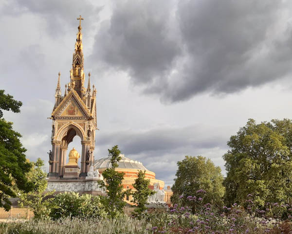 Albert memorial hyde park from distance